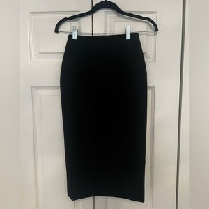 Victoria Beckham Crepe zipper back skirt - EXCELLENT CONDITION - Size UK 8/US 4